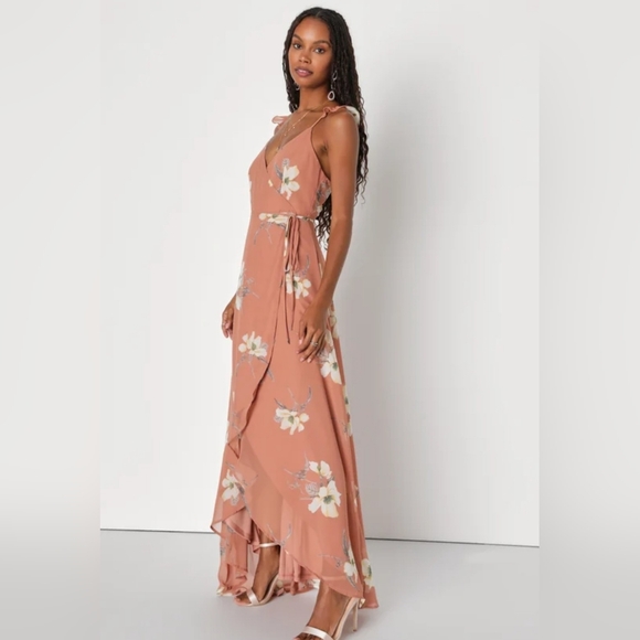 Lulu's Dusty Rose Floral Wrap Maxi Dress Size Medium - Picture 4 of 7